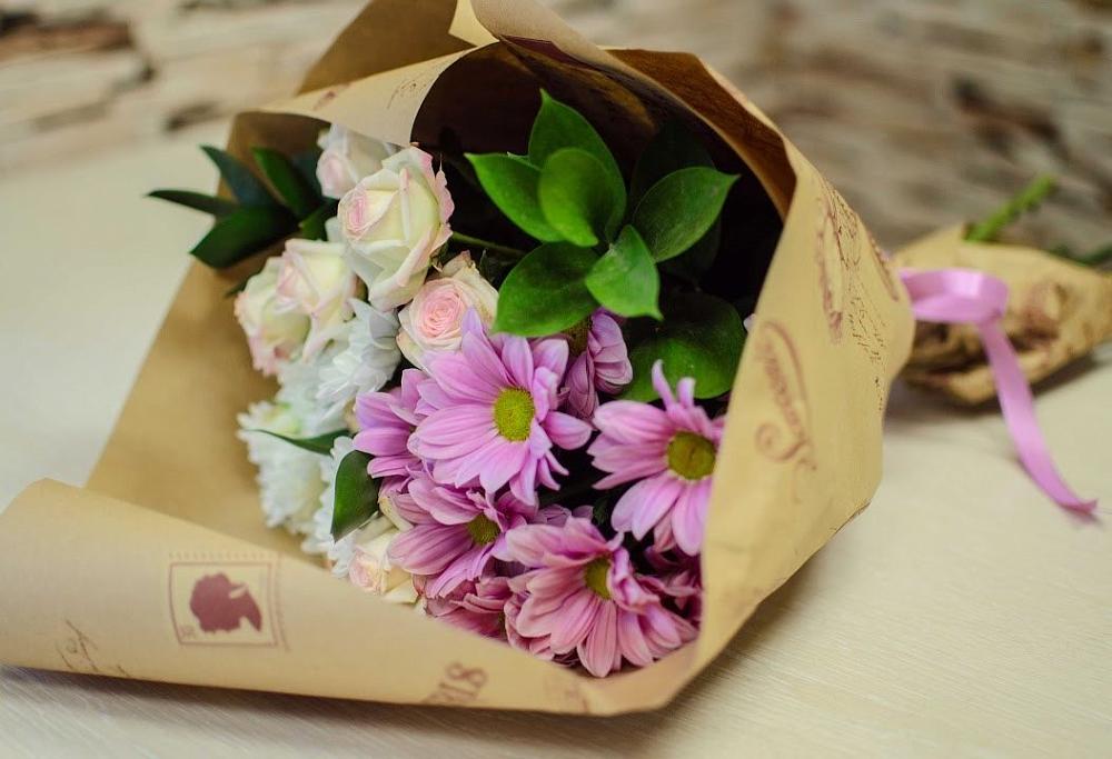 Букет цветов из: Розы и Хризантемы в Вичуге