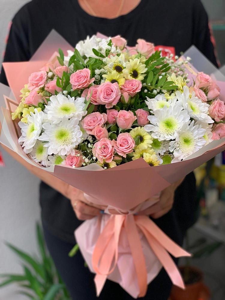 Букет цветов из: Розы и Хризантемы в Вичуге