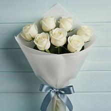 Букет 7 Белых роз Эдлесс Лав в Вичуге
