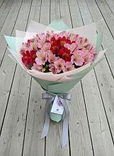 Букет цветов из:  Альстромерии #REPLACE_PRED# Вичуге