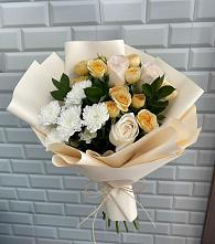 Букет цветов из:  Розы и Хризантемы в Вичуге