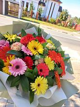 Букет цветов из:  Герберы #REPLACE_PRED# Вичуге