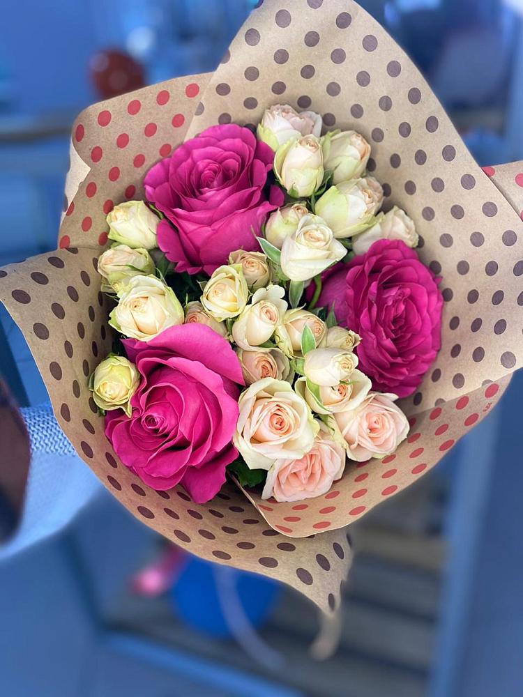 Букет цветов из: Розы в Вичуге