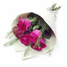 Букет цветов из:  Розы в Вичуге