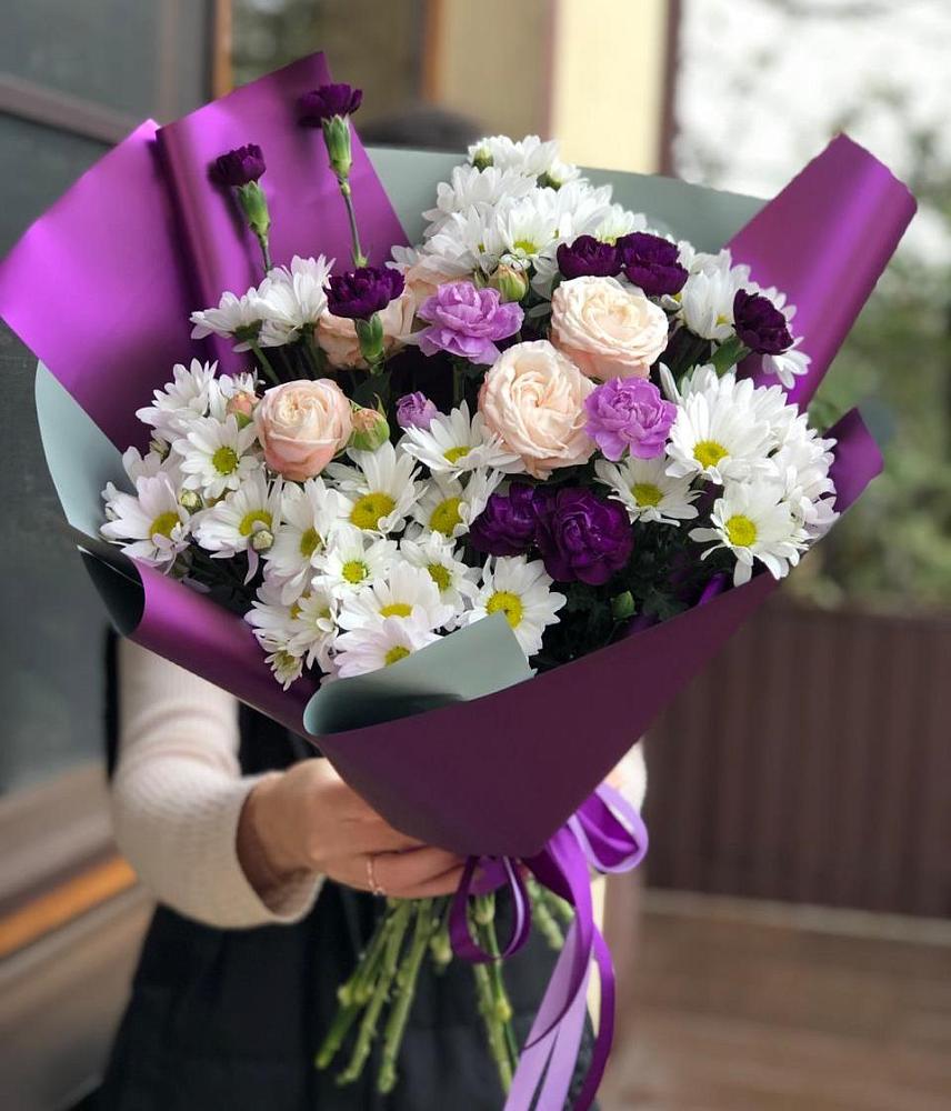 Букет цветов из: Хризантемы, Гвоздики и Розы в Вичуге