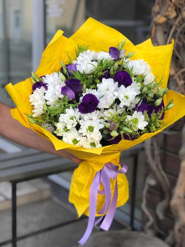 Букет цветов из: Ирисы, Хризантемы и Ромашки в Вичуге