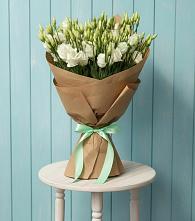 Букет цветов из:  Лизиантусы в Вичуге