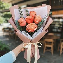 Букет цветов из:  Розы в Вичуге