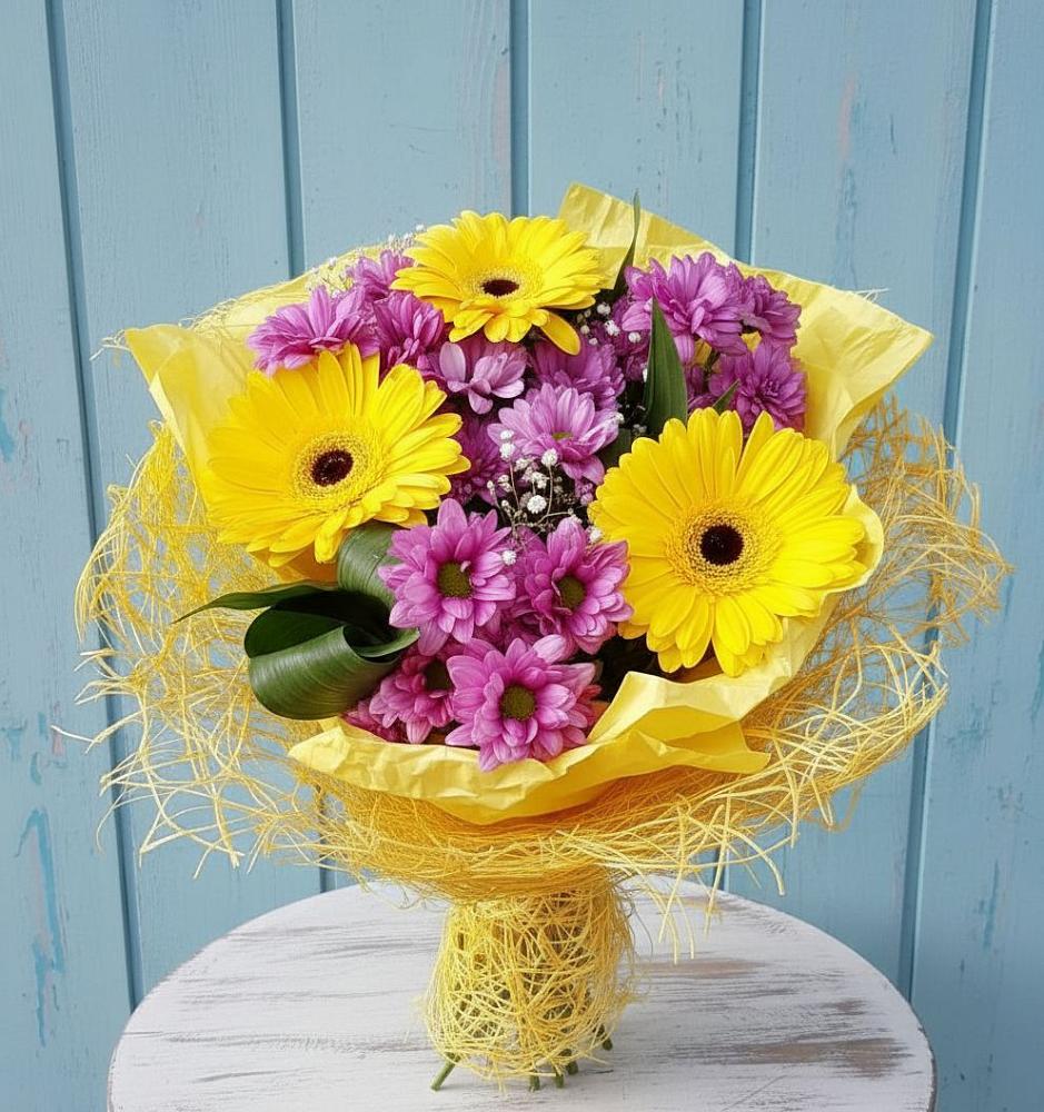 Букет цветов из: Хризантемы и Герберы в Вичуге