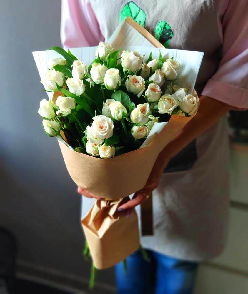 Букет цветов из: Розы в Вичуге