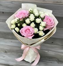 Букет цветов из:  Розы в Вичуге