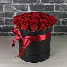 Цветочная композиция из Розы в шляпной коробке в Вичуге