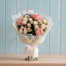 Букет цветов из:  Розы #REPLACE_PRED# Вичуге