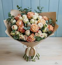 Букет цветов из:  Альстромерии и Розы #REPLACE_PRED# Вичуге