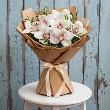 Букет цветов из:  Орхидеи и Розы в Вичуге