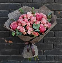 Букет цветов из:  Розы в Вичуге